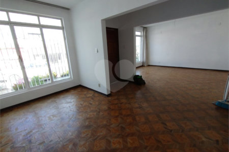 Casa à venda ou para alugar com 4 quartos, sendo 3 suítes,  no Centro, Itapetininga, SP