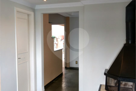 Casa à venda com 3 quartos, sendo 1 suíte, no condomínio Villaggio Dei Fiori, Louveira - SP