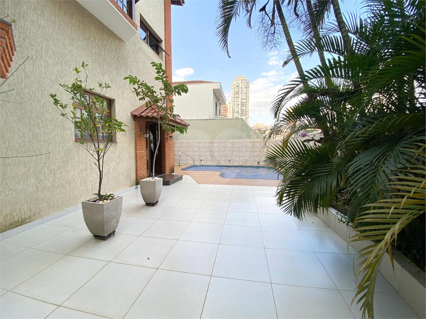 Casa à venda com 3 quartos, sendo 1 suíte, em Santana, São Paulo, SP