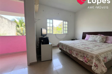 Casa à venda com 4 quartos, sendo 3 suítes, no condomínio Fazenda Cantagalo, Rio de Janeiro - RJ