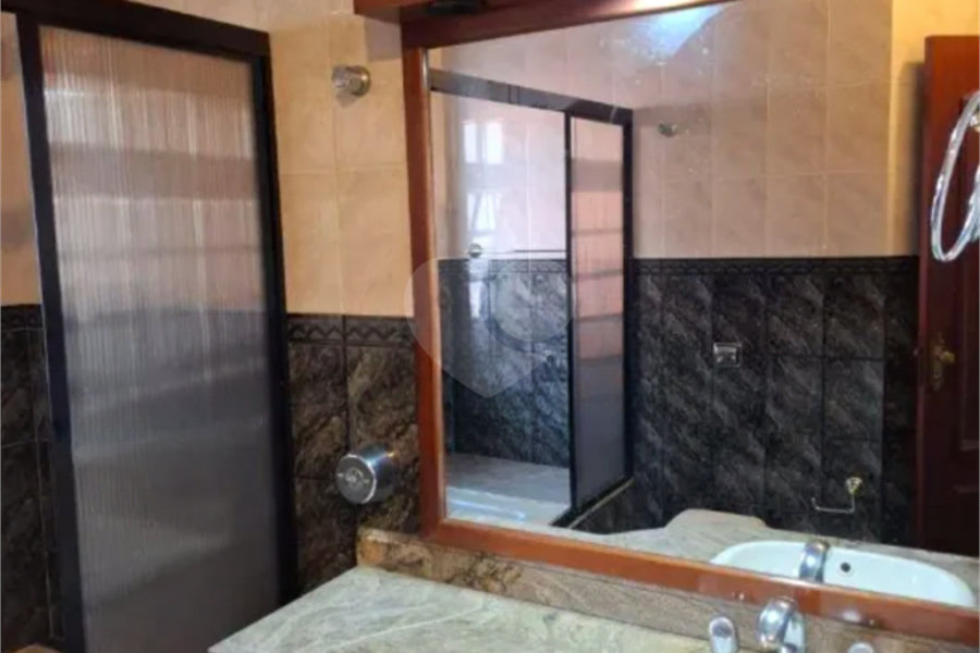 Sobrado à venda com 3 quartos, sendo 1 suíte, em City Recanto Anastácio, São Paulo, SP