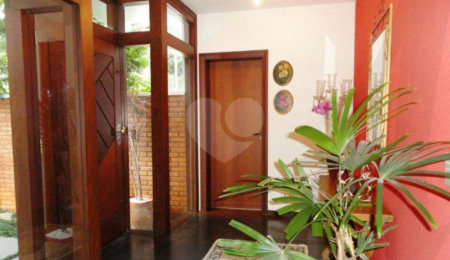 Casa à venda com 6 quartos, sendo 3 suítes,  em Morumbi, São Paulo, SP