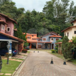 Casa à venda com 4 quartos, sendo 3 suítes, no condomínio Da Serra, São Paulo - SP