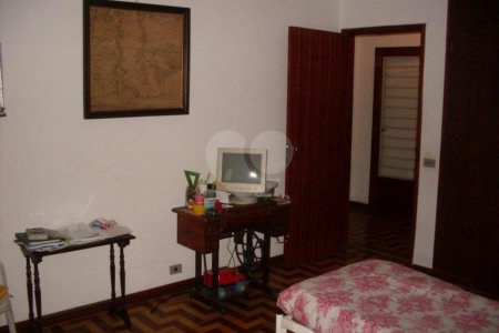Sobrado à venda com 3 suítes em Caxingui, São Paulo, SP