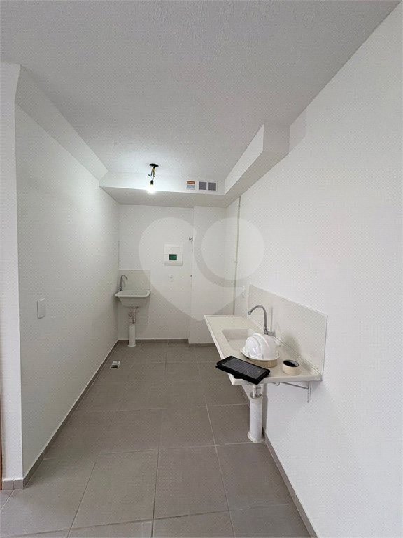 Apartamento à venda com 2 quartos em Vila Antonieta, São Paulo, SP