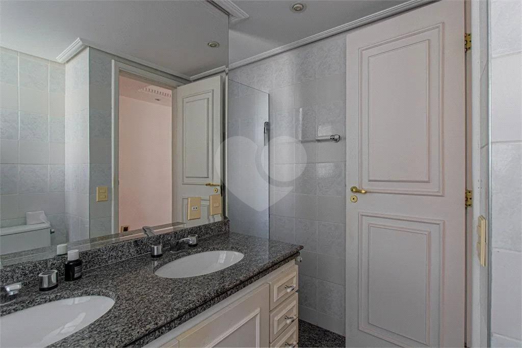 Apartamento à venda com 3 quartos, sendo 1 suíte, em Vila Clementino, São Paulo, SP