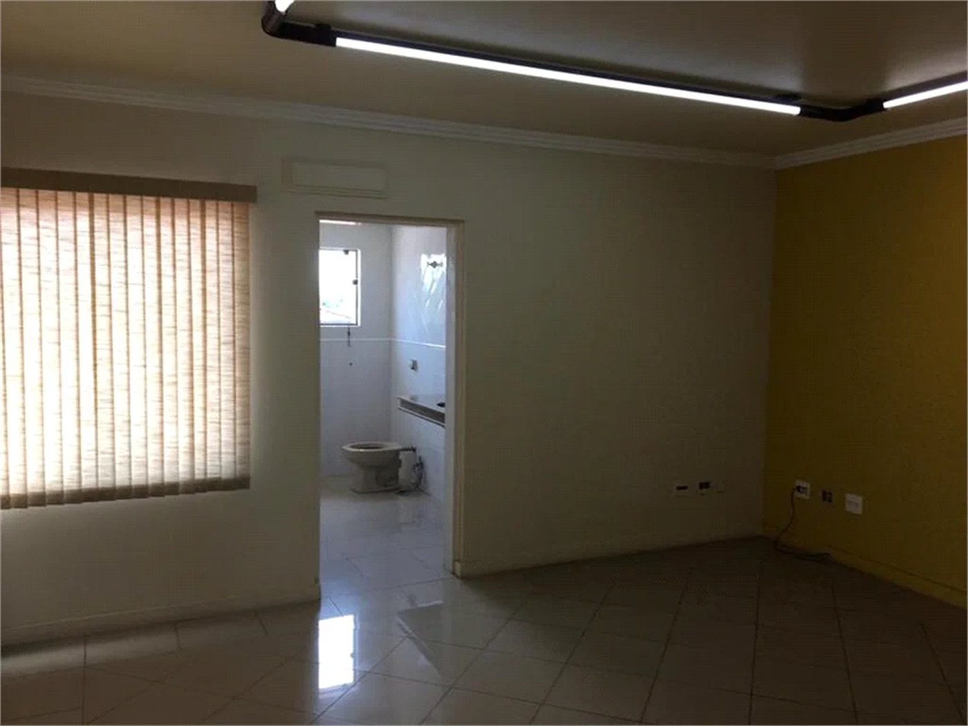 Casa à venda com 5 suítes no condomínio São Paulo, São Paulo - SP