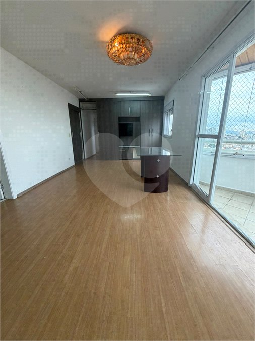 Apartamento à venda ou para alugar com 2 suítes em Jardim Zaira, Guarulhos, SP