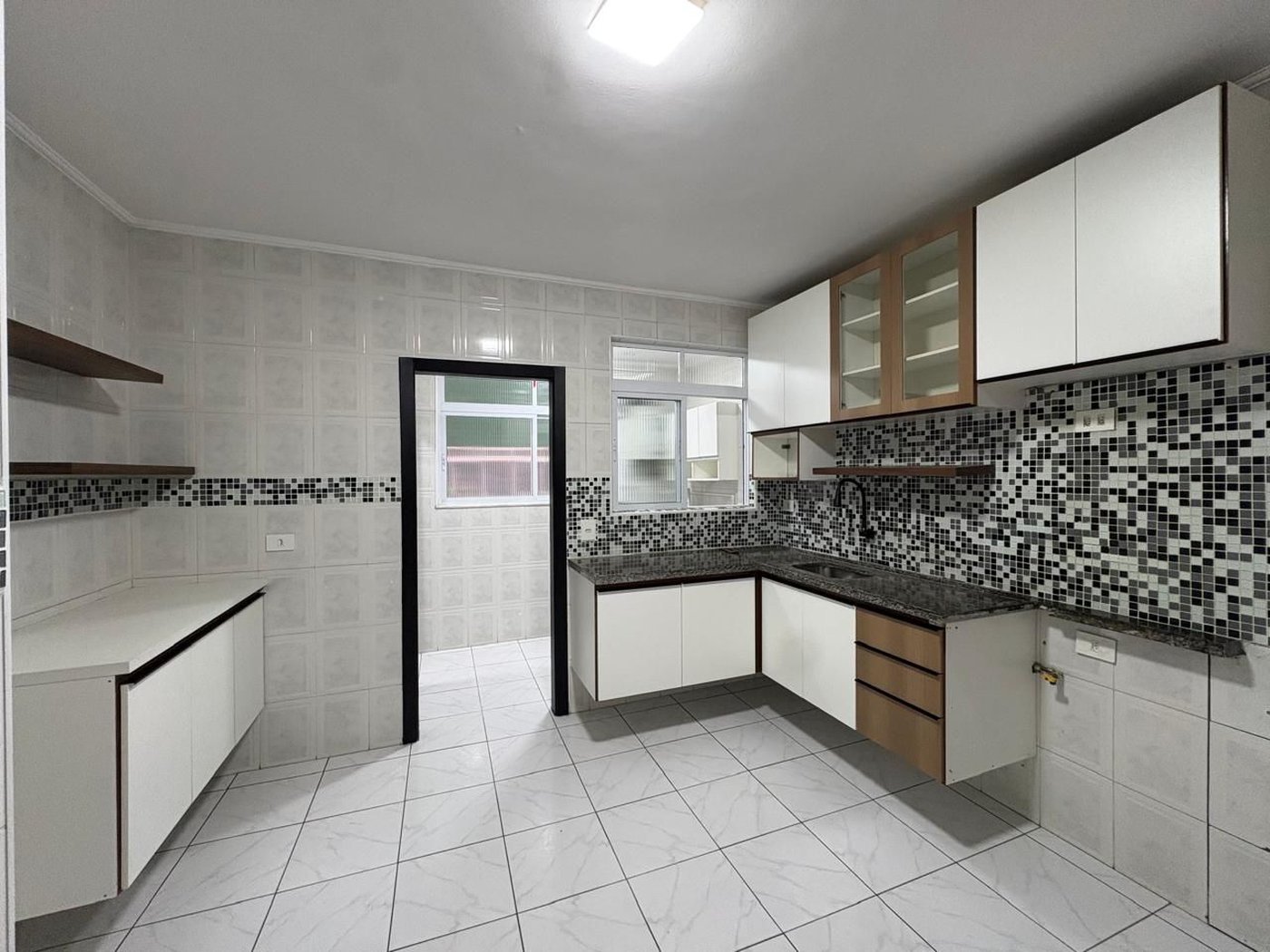 Apartamento com 2 dormitórios à venda, 85 m² por R$ 458.000,00 - Itararé - São Vicente/SP