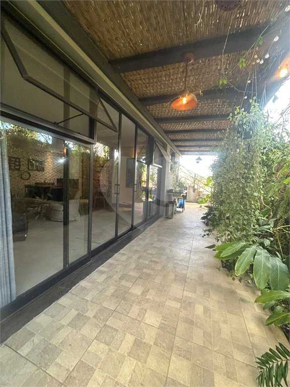 Casa à venda com 3 suítes no condomínio Campo de Toscana, Vinhedo - SP