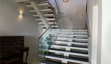 Casa à venda com 4 suítes no condomínio Porto Atibaia, Atibaia - SP