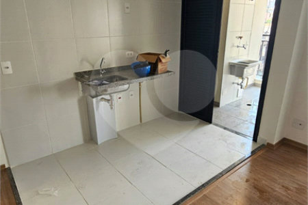 Apartamento à venda com 2 quartos, sendo 1 suíte, em Vila Firmiano Pinto, São Paulo, SP