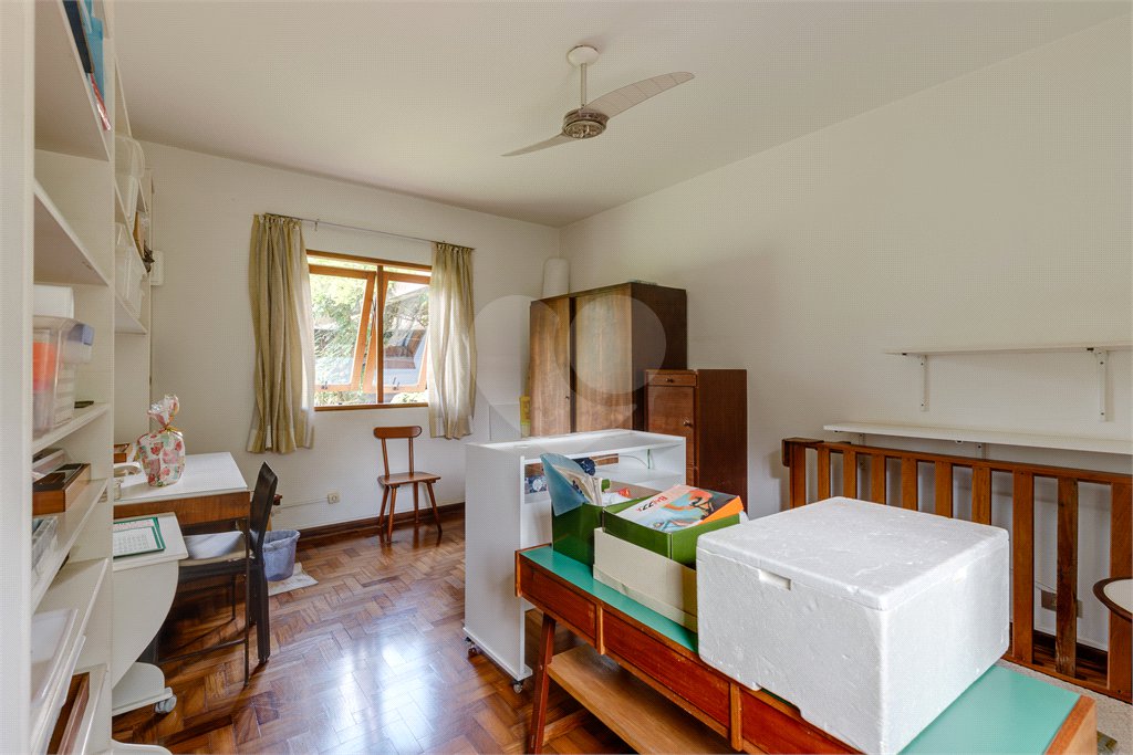 Casa Térrea à venda com 4 quartos, sendo 1 suíte, em Chácara Monte Alegre, São Paulo, SP
