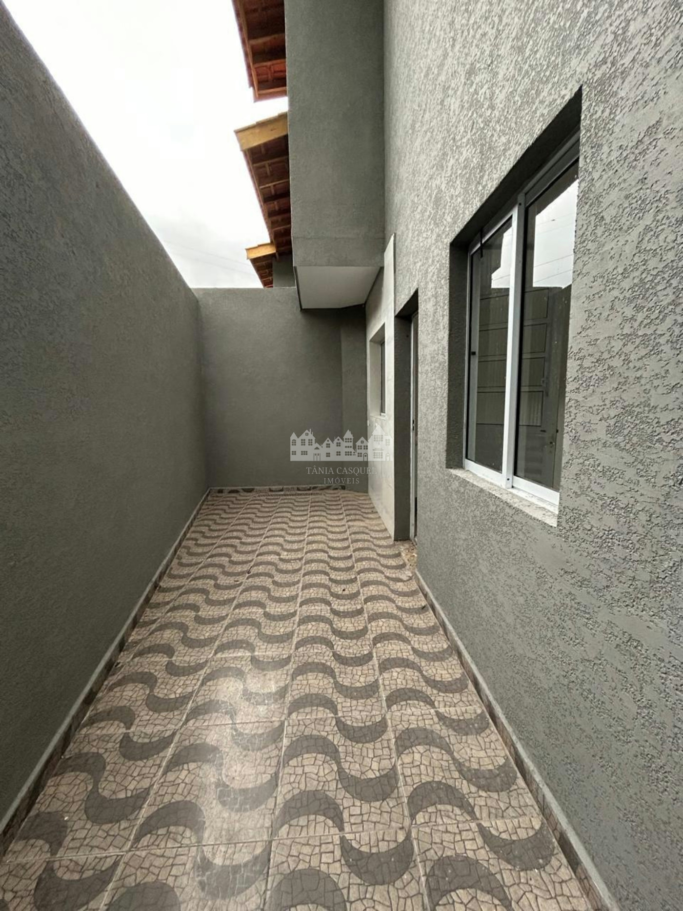 Casa à venda com 2 quartos, sendo 1 suíte, em Parque Hortência, Bom Jesus dos Perdões, SP