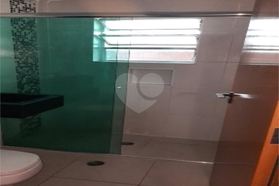Sobrado à venda com 3 quartos, sendo 1 suíte, em Parque Edu Chaves, São Paulo, SP