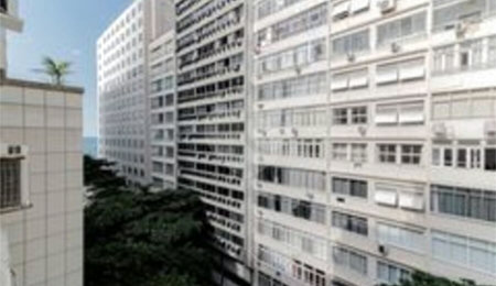 Apartamento à venda com 5 quartos, sendo 1 suíte,  em Copacabana, Rio de Janeiro, RJ