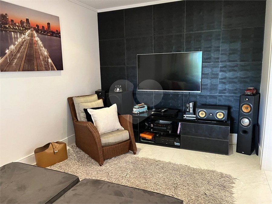 Apartamento à venda com 4 suítes em Jardim Marajoara, São Paulo, SP