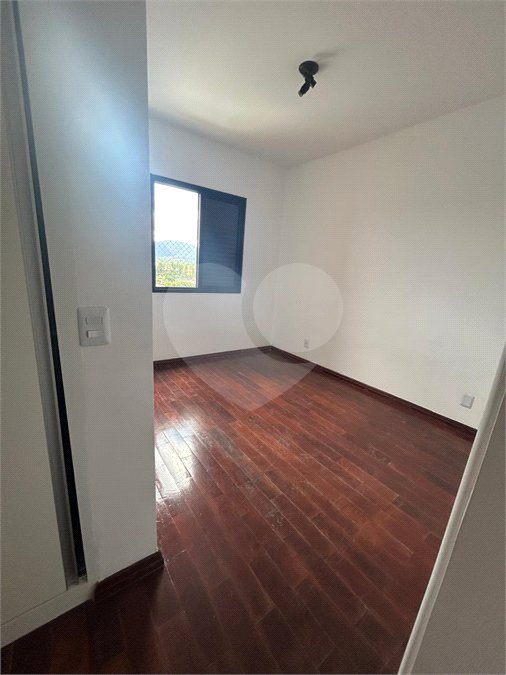 Apartamento à venda com 3 quartos, sendo 1 suíte,  em Lagoa Seca, Mogi das Cruzes, SP
