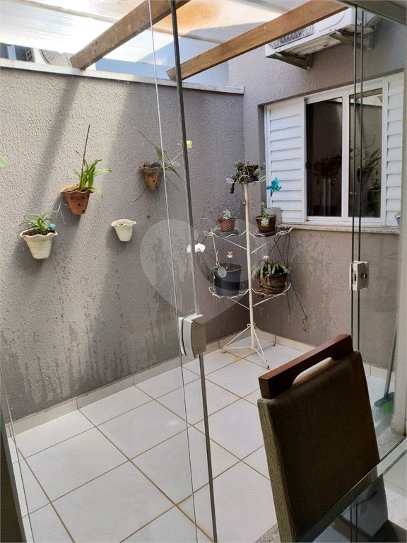 Casa à venda com 3 quartos, sendo 1 suíte, no condomínio Campos do Conde I, Paulínia - SP