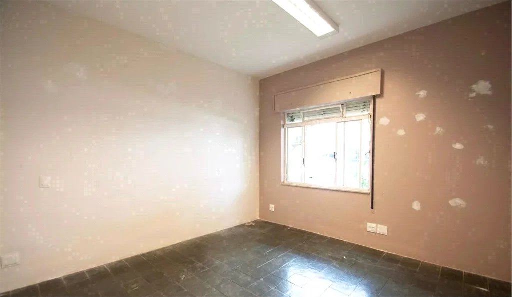 Apartamento à venda com 3 quartos, sendo 1 suíte, em Pinheiros, São Paulo, SP