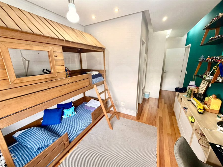 Casa à venda com 3 suítes no condomínio Villaggio Della Hípica, São Paulo - SP