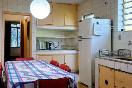 Casa Térrea à venda com 4 quartos, sendo 1 suíte,  em Brooklin Velho, São Paulo, SP