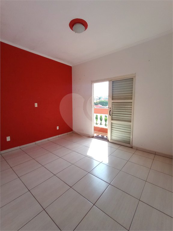Casa à venda com 3 quartos, sendo 1 suíte, em Central Parque 4-l, Itapetininga, SP