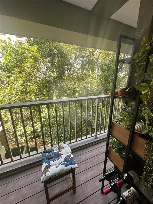 Apartamento à venda com 3 quartos, sendo 2 suítes, em Indianópolis, São Paulo, SP