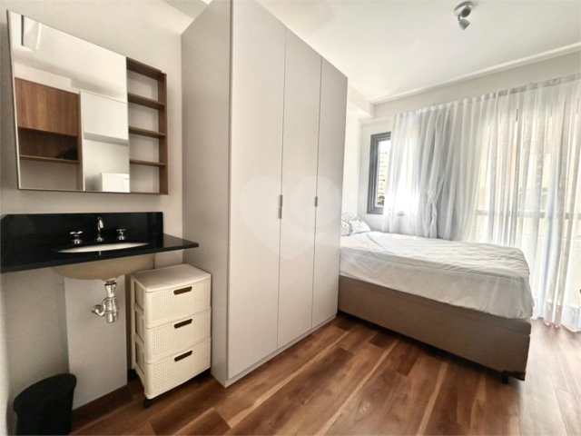 Apartamento à venda com 1 quarto em Brooklin, São Paulo, SP