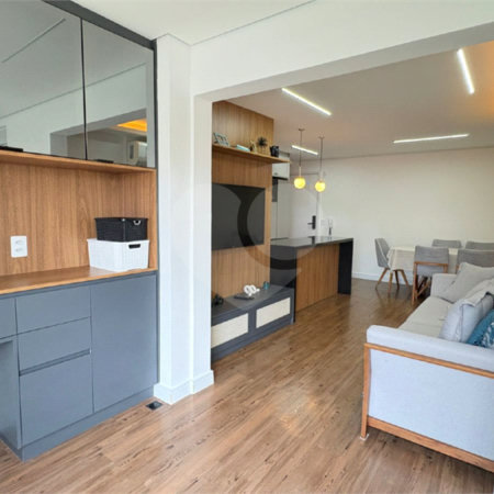 Apartamento à venda com 3 quartos, sendo 1 suíte, em Santo Amaro, São Paulo, SP
