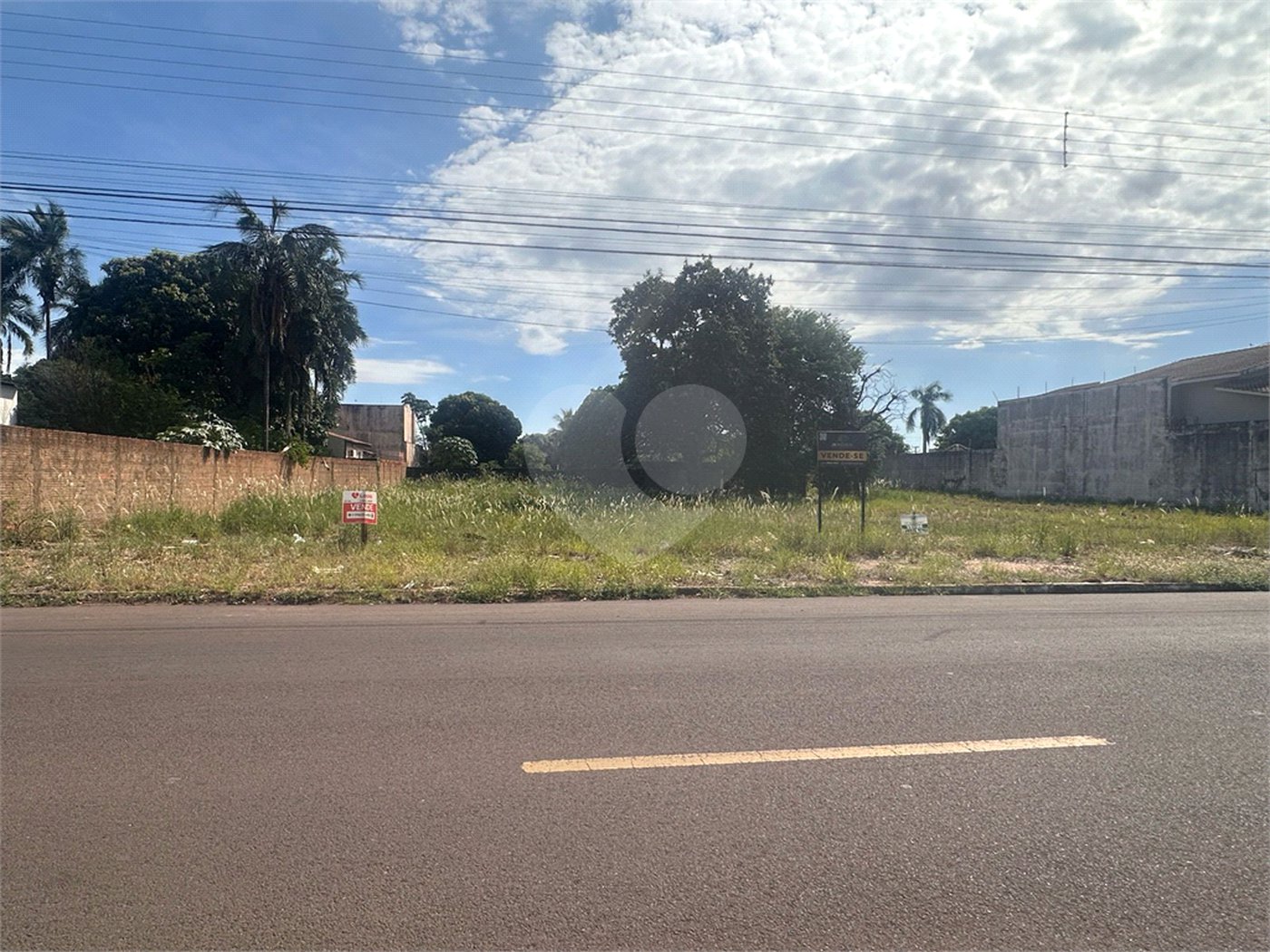 Terreno à venda em Jardim Primaveril, Três Lagoas, MS