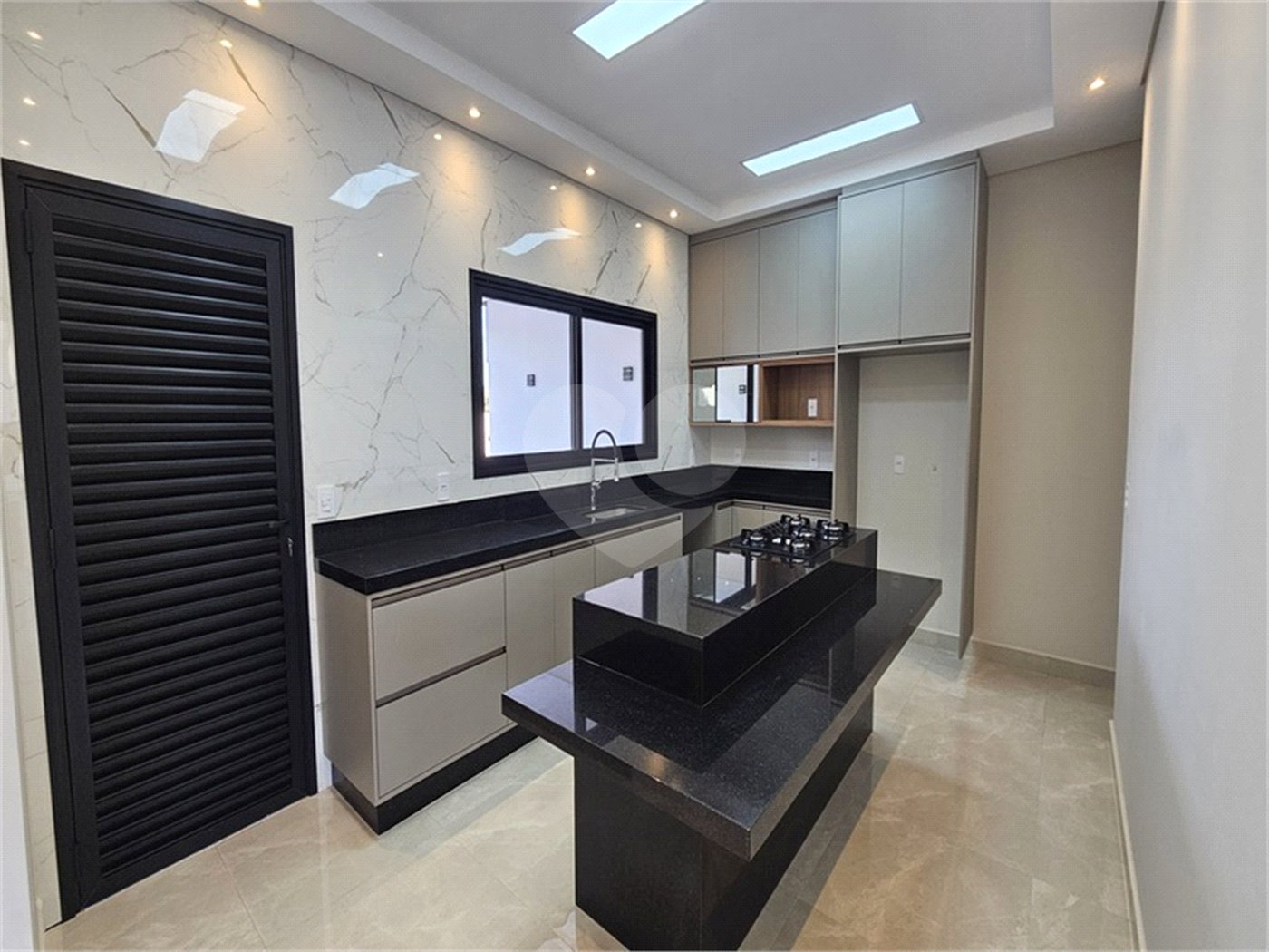 Casa à venda com 3 suítes no condomínio Residencial Evidencias Indaiatuba, Indaiatuba - SP