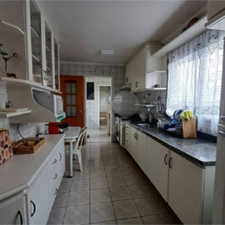 Apartamento à venda com 3 quartos, sendo 1 suíte, em Vila Monumento, São Paulo, SP