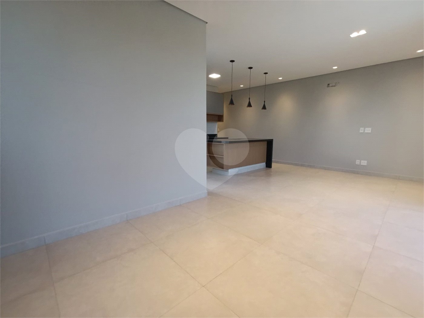 Casa à venda com 3 quartos, sendo 1 suíte, no condomínio Park Gran Reserve, Indaiatuba - SP