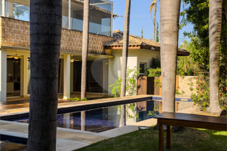 Casa à venda com 4 suítes no condomínio Villa Borghese, Indaiatuba - SP