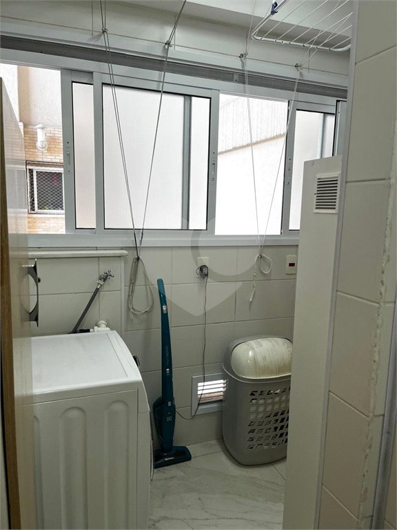 Apartamento à venda com 3 suítes em Lapa, São Paulo, SP