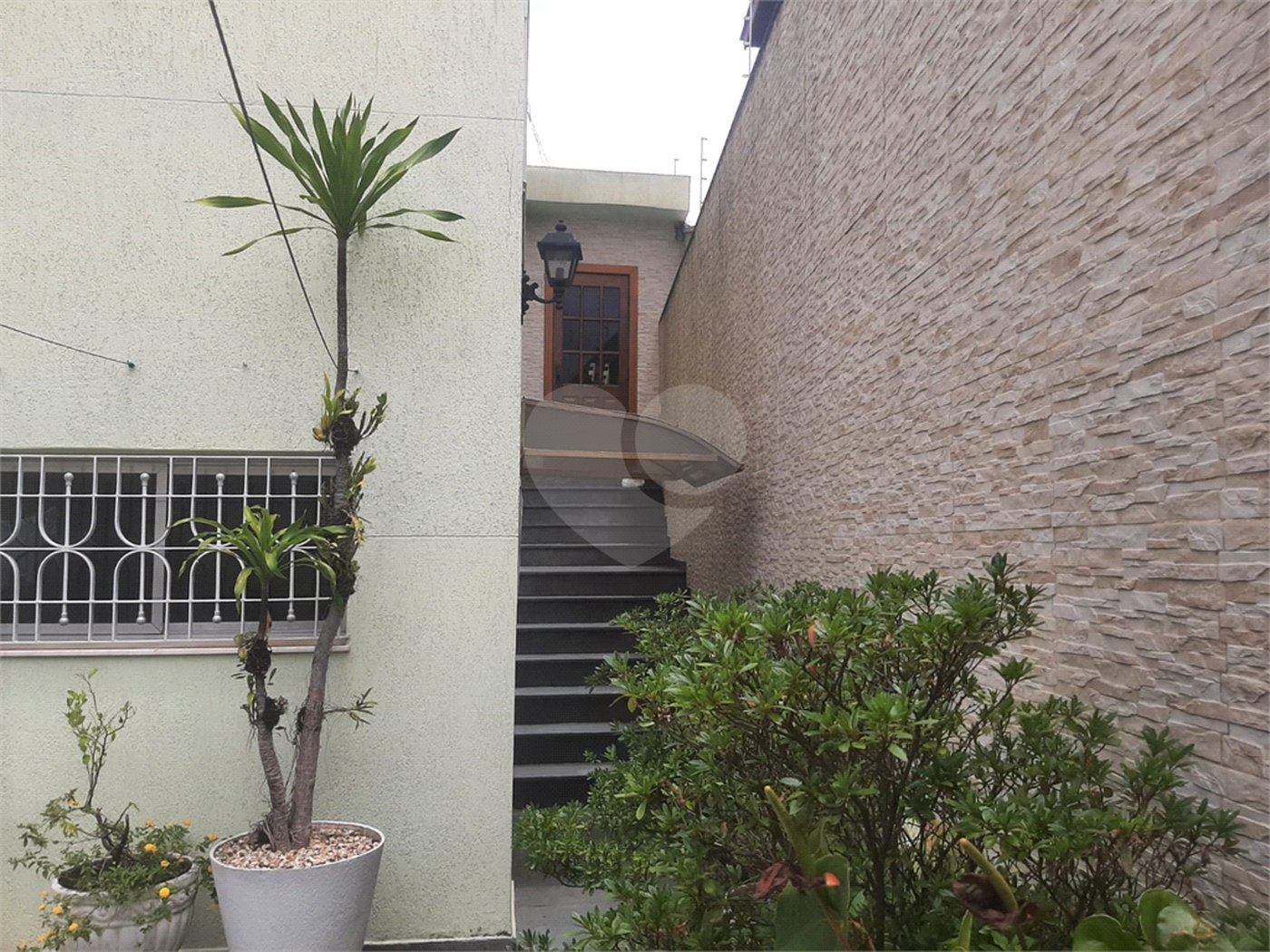 Sobrado à venda com 4 quartos, sendo 2 suítes, em Tremembé, São Paulo, SP