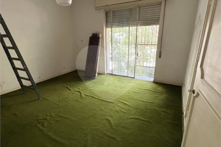 Sobrado à venda com 6 quartos, sendo 1 suíte, em Vila Nova Conceição, São Paulo, SP