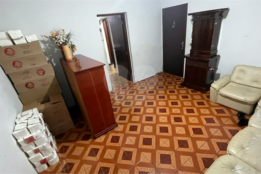 Casa Térrea à venda com 3 quartos em Jardim São José, Guarulhos, SP