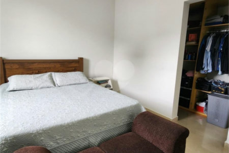 Casa à venda com 4 quartos, sendo 2 suítes, no condomínio Ibiti Royal Park, Sorocaba - SP