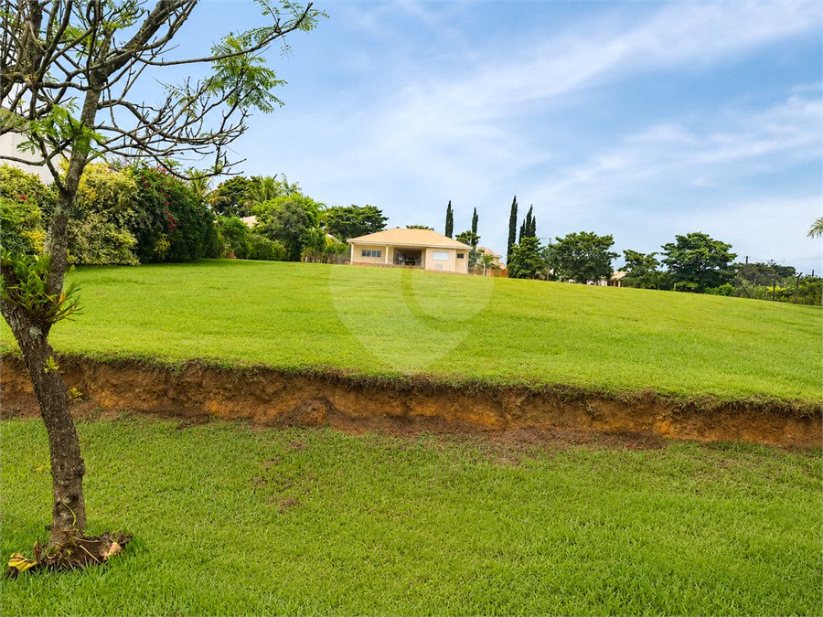 Terreno à venda no condomínio Vale do Lago, Sorocaba - SP