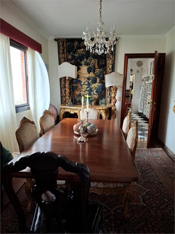 Apartamento à venda com 4 quartos, sendo 2 suítes, em Brooklin Paulista, São Paulo, SP