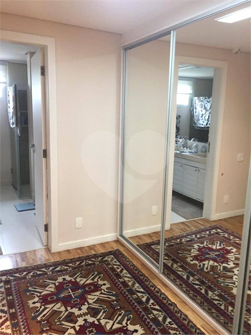 Apartamento à venda ou para alugar com 4 suítes em Santo Amaro, São Paulo, SP