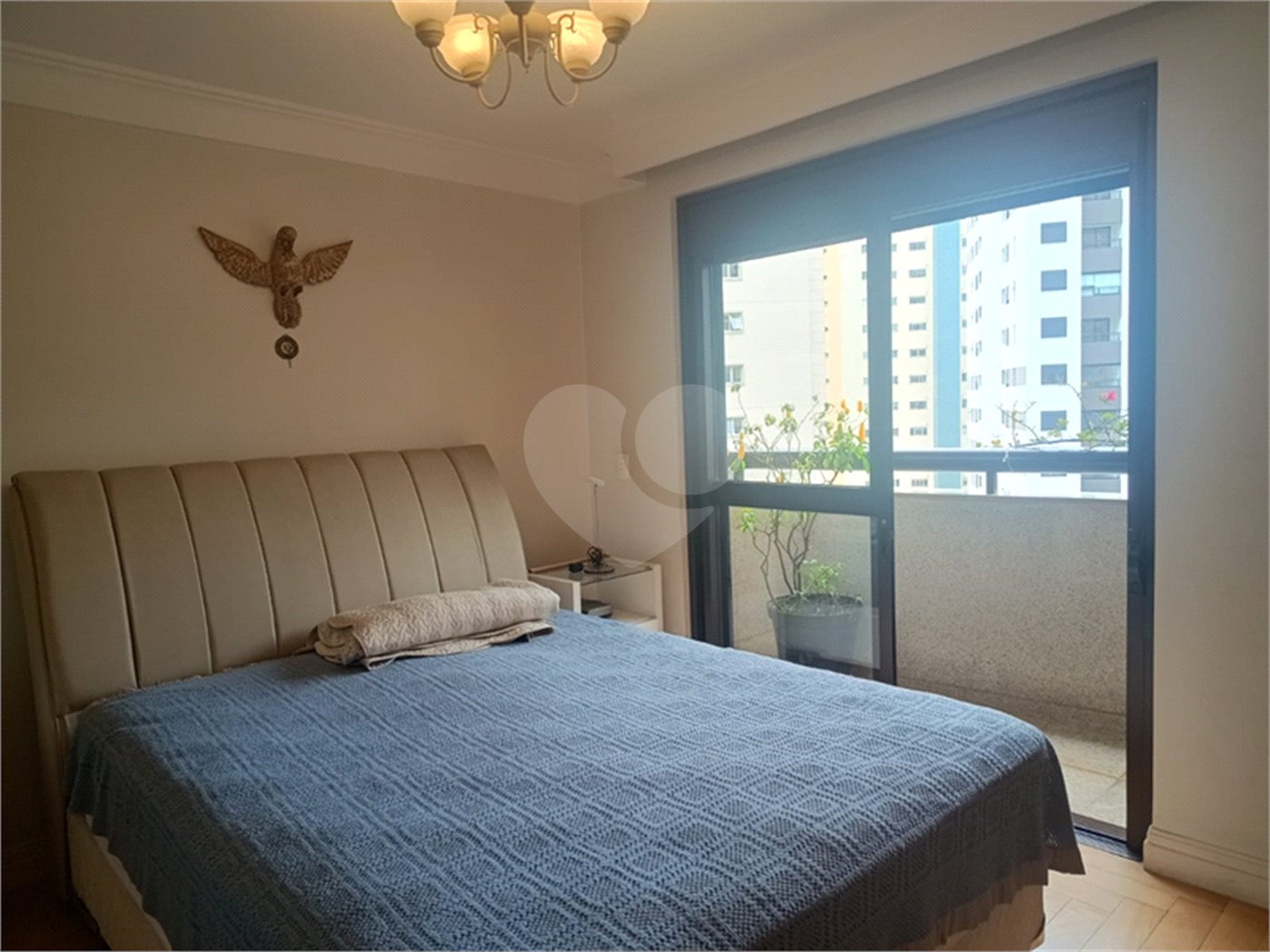 Apartamento à venda com 3 suítes em Vila Suzana, São Paulo, SP