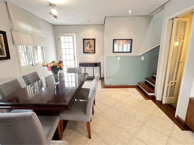 Casa à venda com 3 quartos, sendo 1 suíte,  no condomínio Villagio Tramway, São Paulo - SP