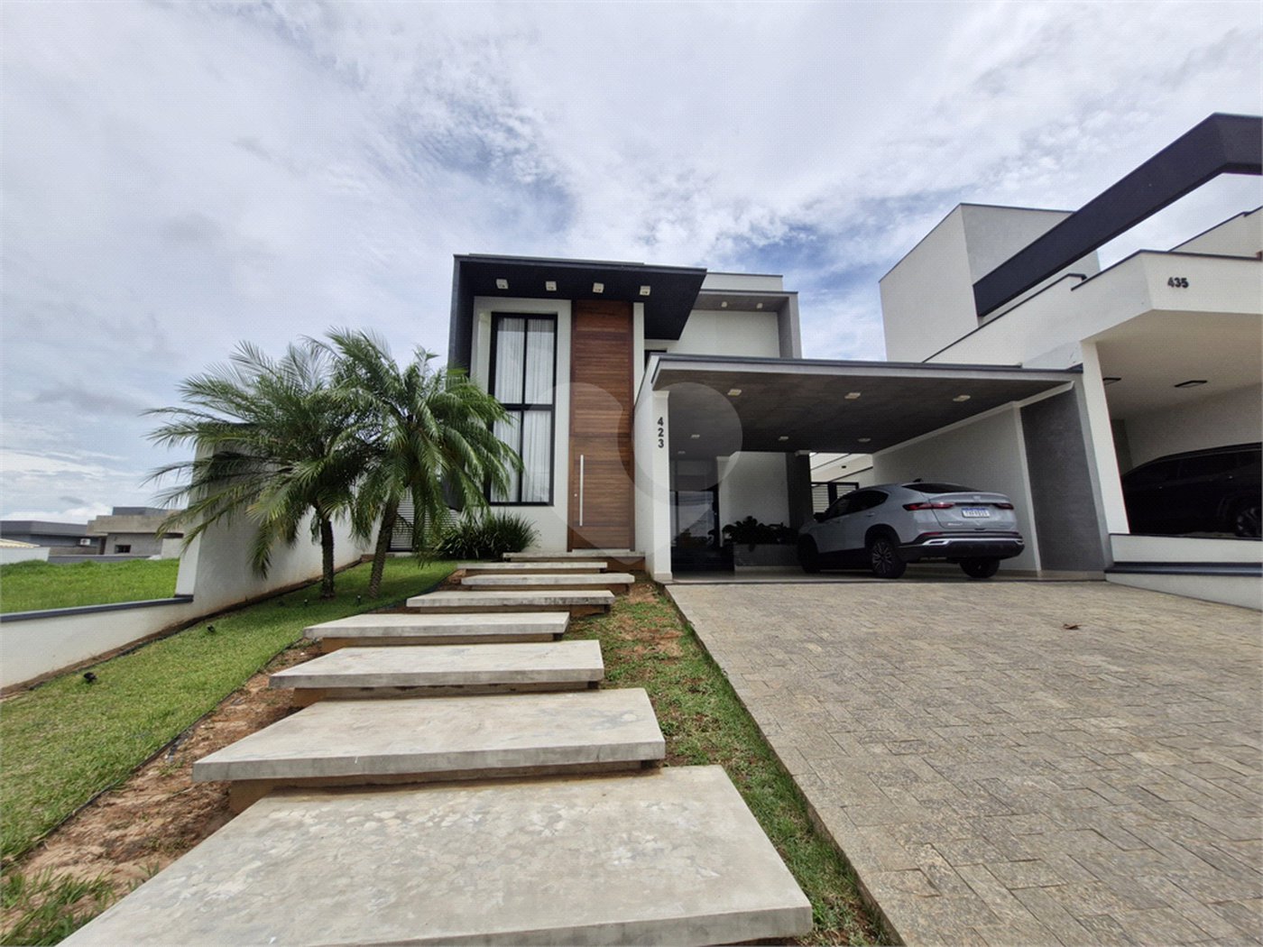 Casa à venda com 3 suítes no condomínio Mirante dos Ipês, Salto - SP