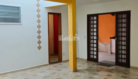 Casa Térrea com Vista para a Pedra Grande, em Nova Gardênia, Atibaia - SP