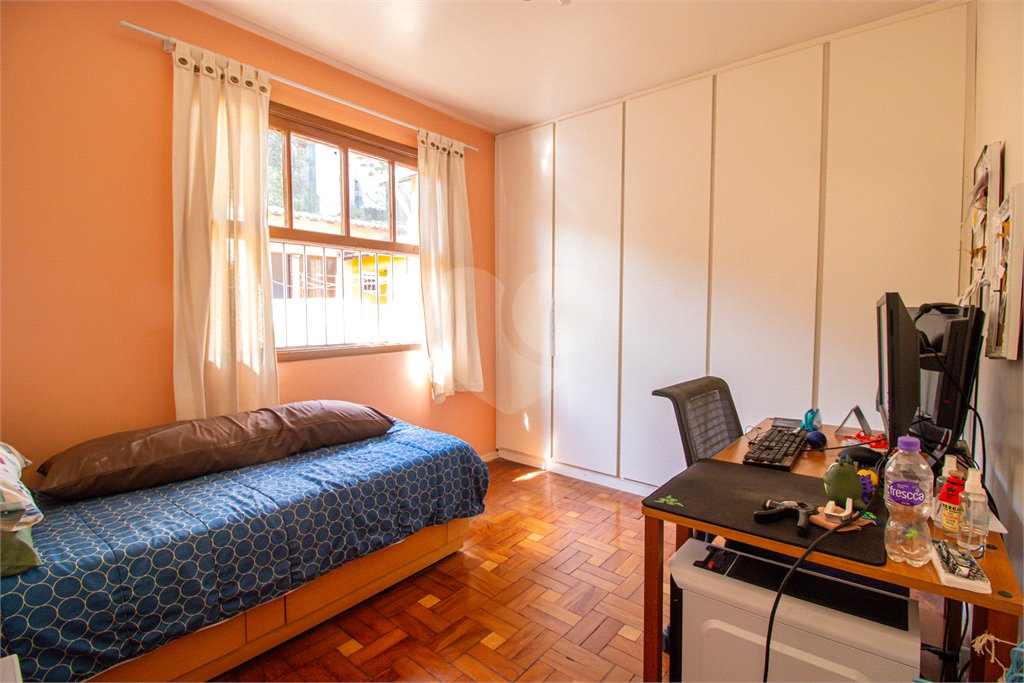 Sobrado à venda com 3 quartos em Jardim Prudência, São Paulo, SP