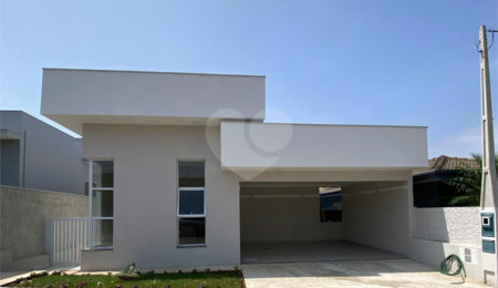 Casa à venda com 5 quartos, sendo 3 suítes,  no condomínio Itatiba Country Club, Itatiba - SP