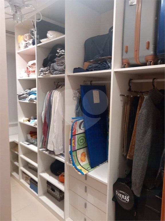 Apartamento à venda com 3 quartos, sendo 1 suíte, em Rio Comprido, Rio de Janeiro, RJ